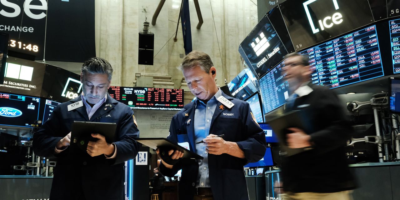 Deutsche Lender, To start with Republic weigh on financial institution stocks