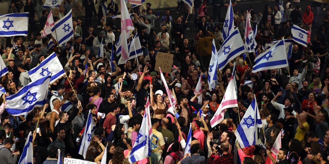 McDonald’s Israel shuts branches, as employees sign up for general strike towards judicial reforms