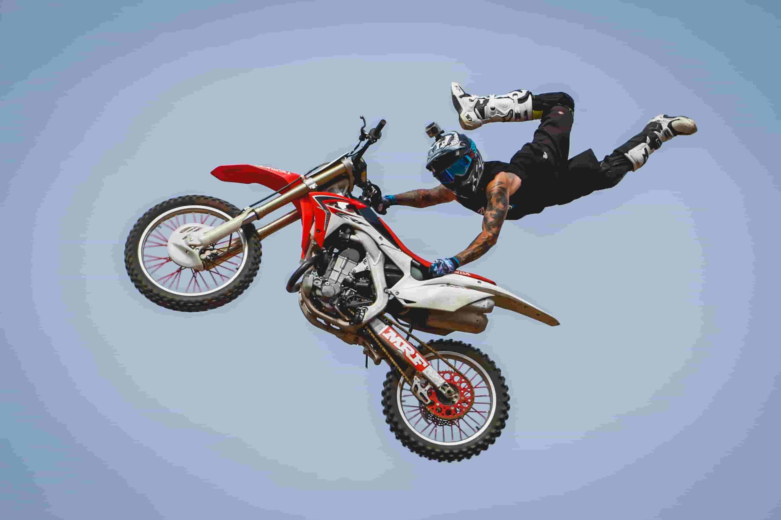Soaring to New Heights: The Thrilling World of Sports Air Racing ...